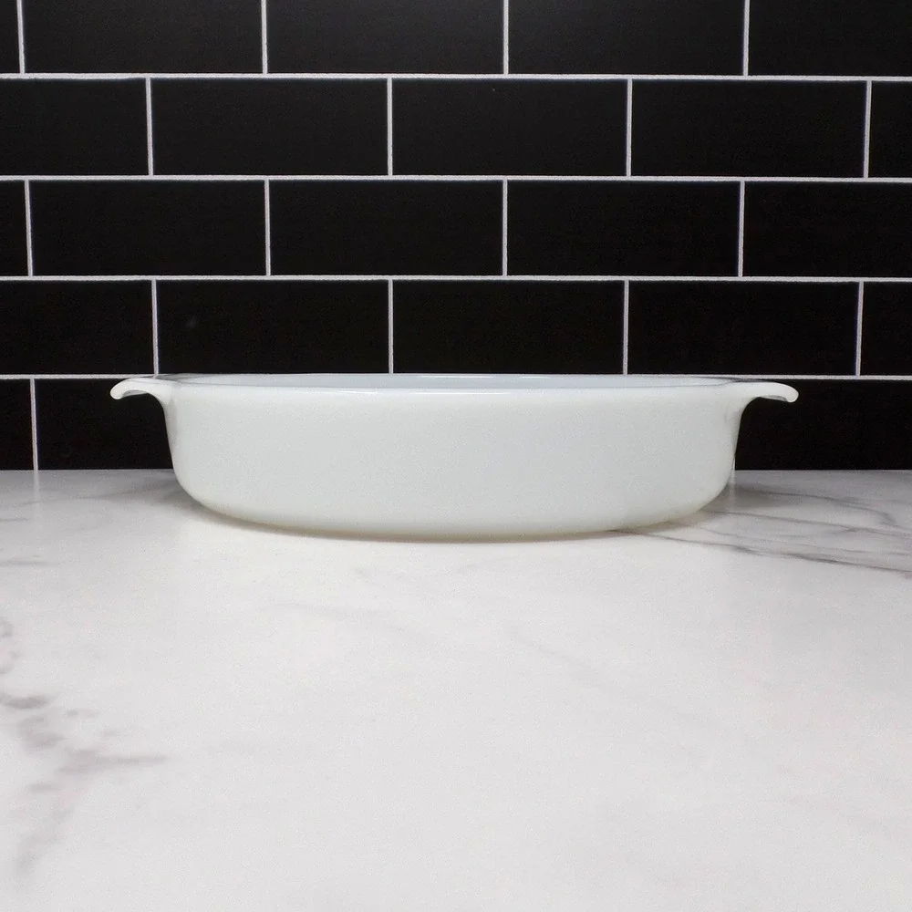 Vintage Fire King 9 Inch Round Baking Dish / Casserole (429) - White (1970s)